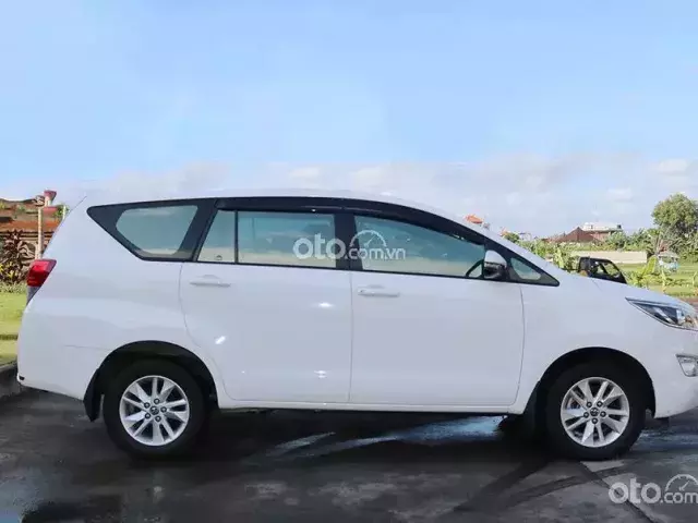 Ngoại thất xe Toyota Innova 2019