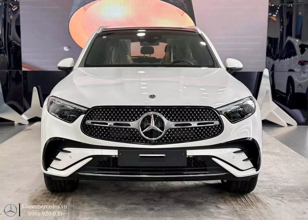 Đầu xe GLC 2024