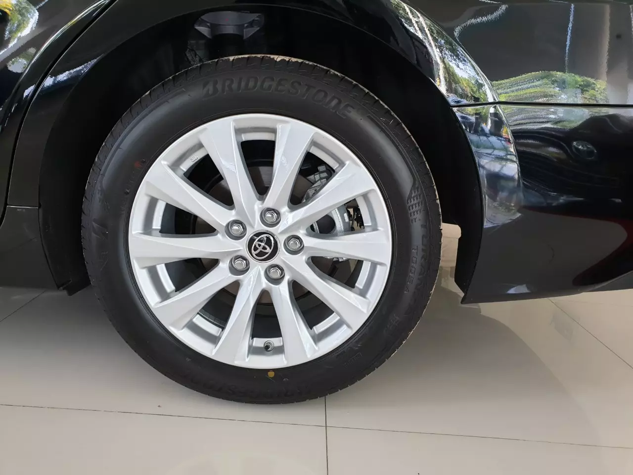 mâm xe Toyota Camry 2.0G 2019 nhập Thái Lan