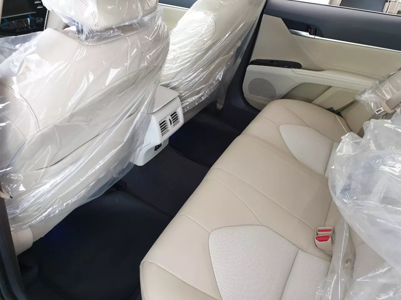 vô lăng xe Toyota Camry 2.0G 2019 nhập Thái Lan