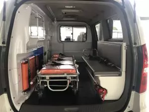 Khoang bệnh nhân xe cứu thương hyundai starex