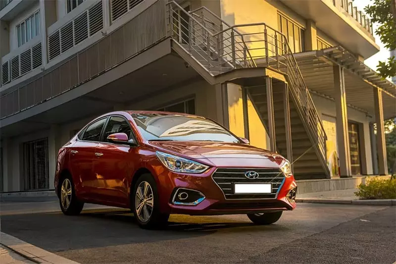 Ngoại thất xe Hyundai Accent