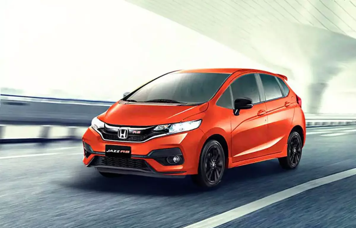 Cập nhật giá xe Honda Jazz cũ tháng 02/2024