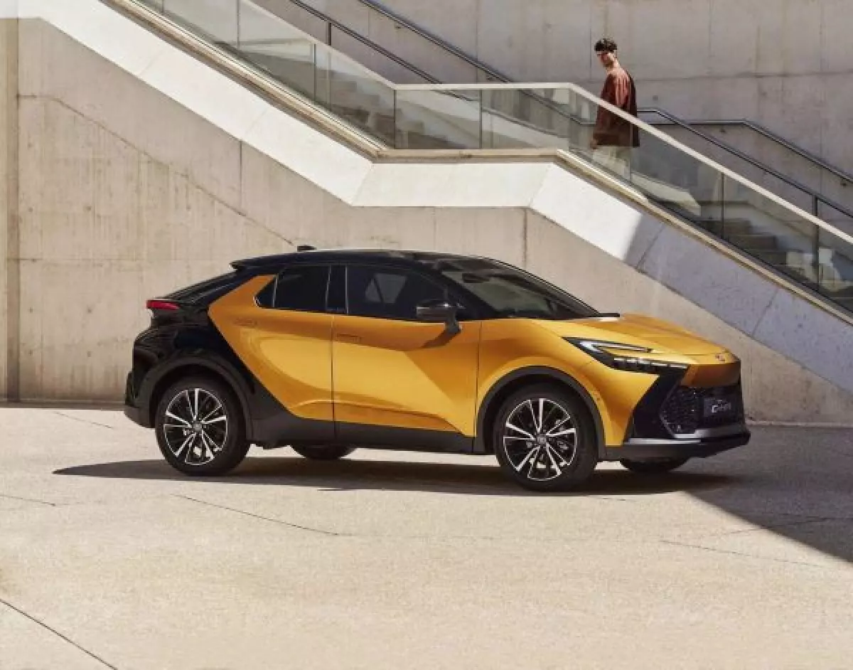 Toyota C-HR 2023