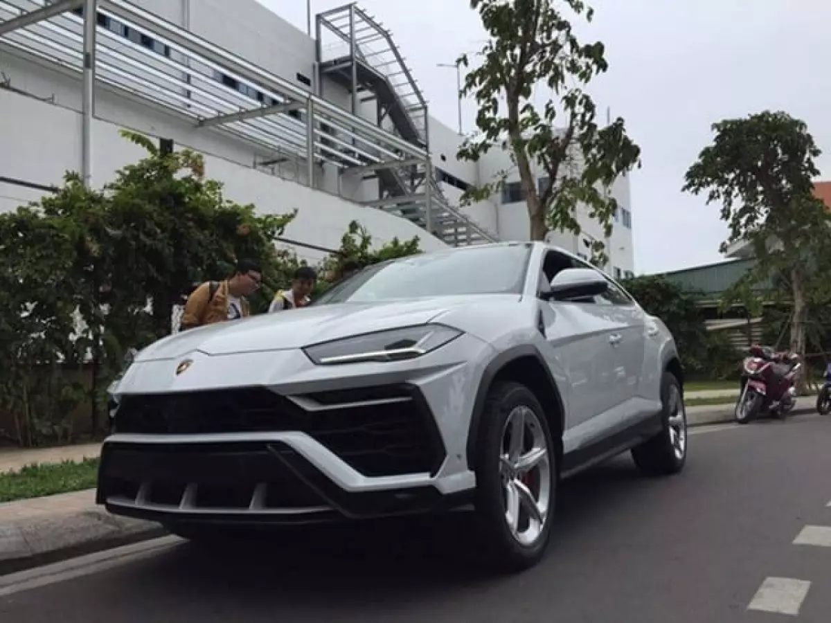 lamborghini-urus-ra-mat