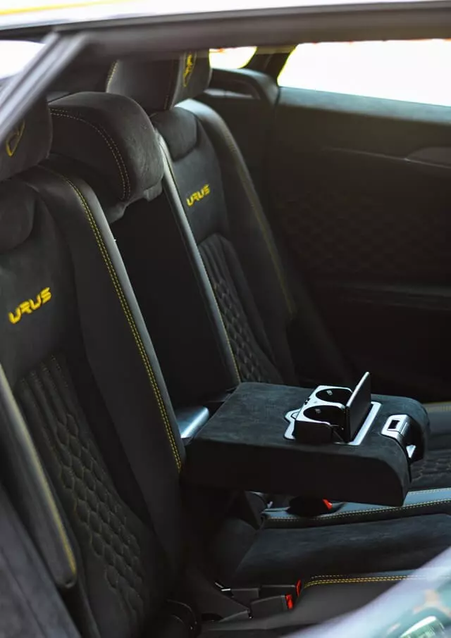 Lamborghini-Urus-Performante-van-hanh