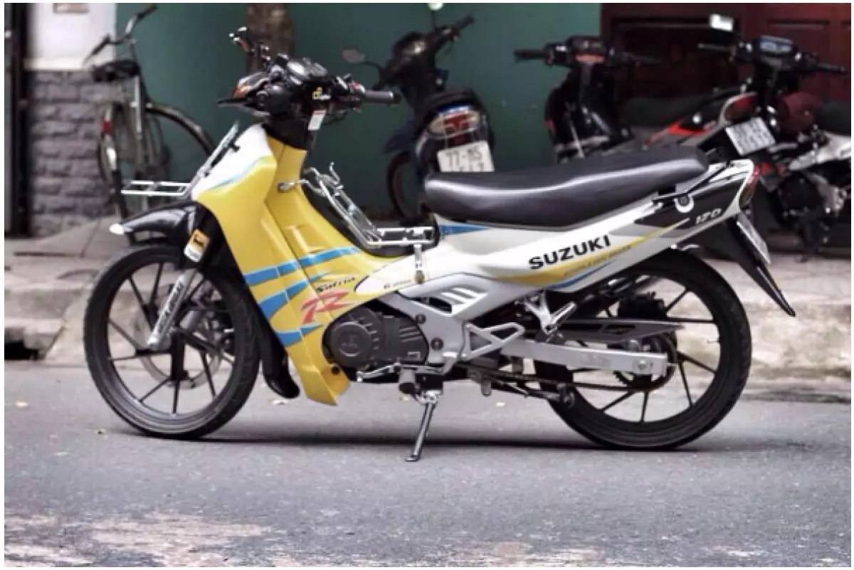 Suzuki Satria 120R bản đầu tiên