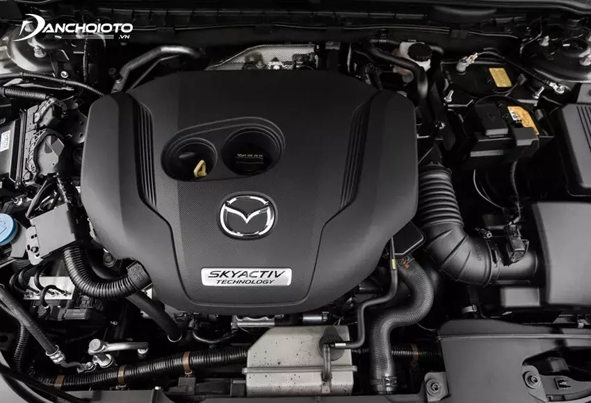 Mazda 6 2022 có hai tuỳ chọn động cơ 2.0L và 2.5L