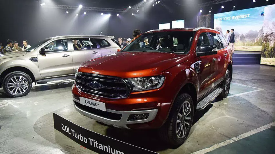 SUV 7 chỗ Ford Everest