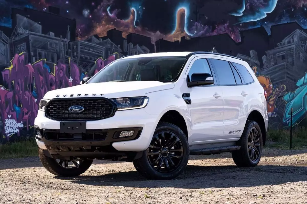 Ford Everest Sport 2.0L 4×2