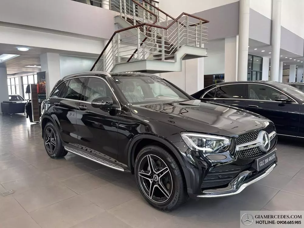 Thông số kỹ thuật GLC 300 4Matic