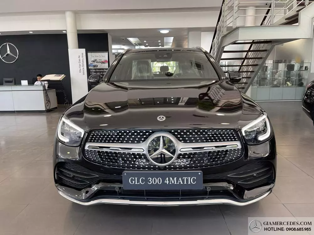 Thông số kỹ thuật GLC 300 4Matic