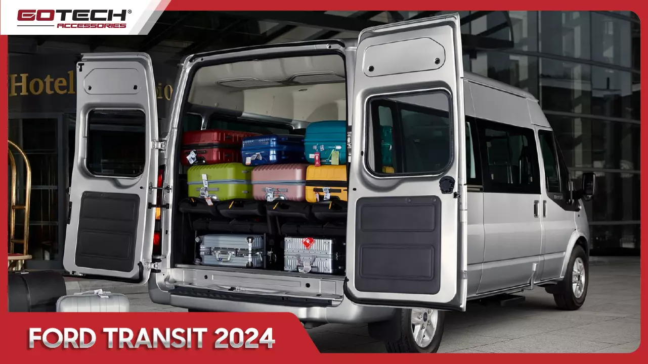 Xe Ford Transit 2024 khoang hành lý