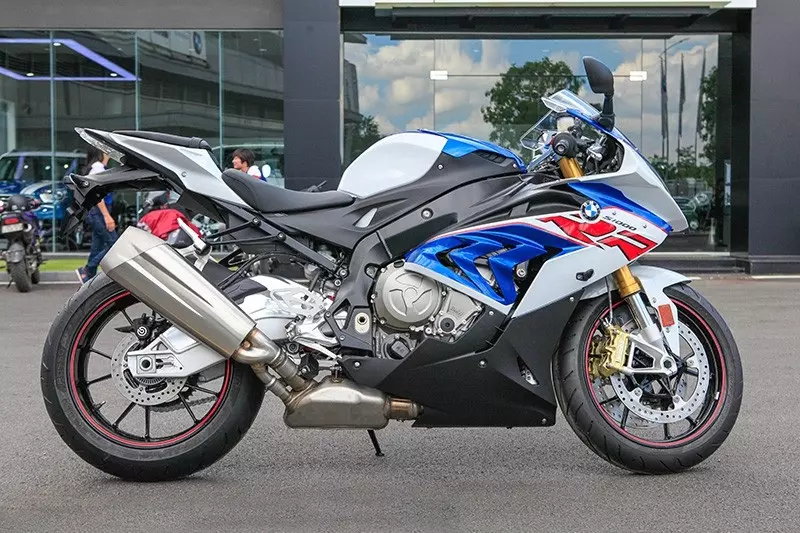 Giá bán gần 600 triệu đồng, BMW S1000RR có gì? - Ảnh 6.