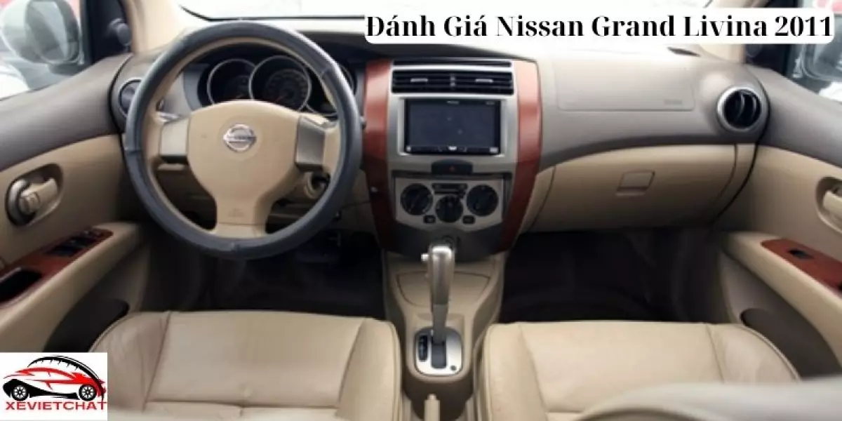 Đánh Giá Nissan Grand Livina 2011