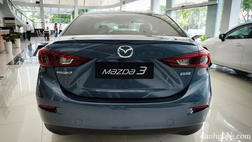 Nội thất của Mazda 3 2016