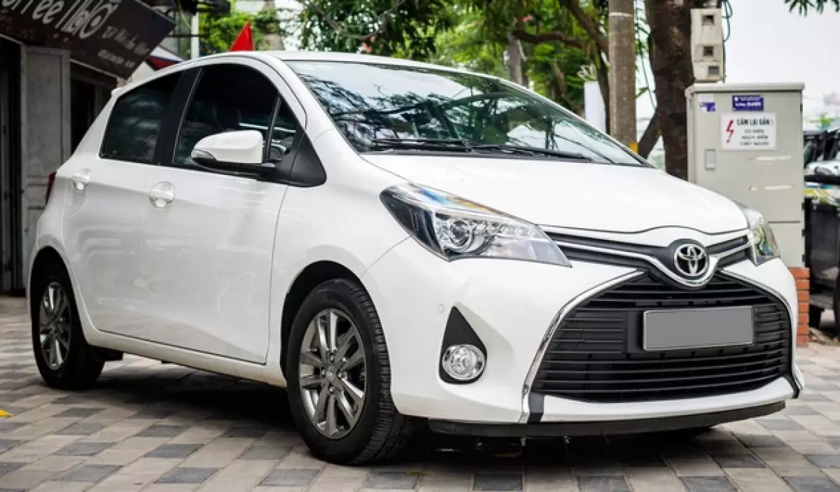 Toyota Yaris 2015 nhập từ Pháp về Việt Nam, giá 700 triệu đồng