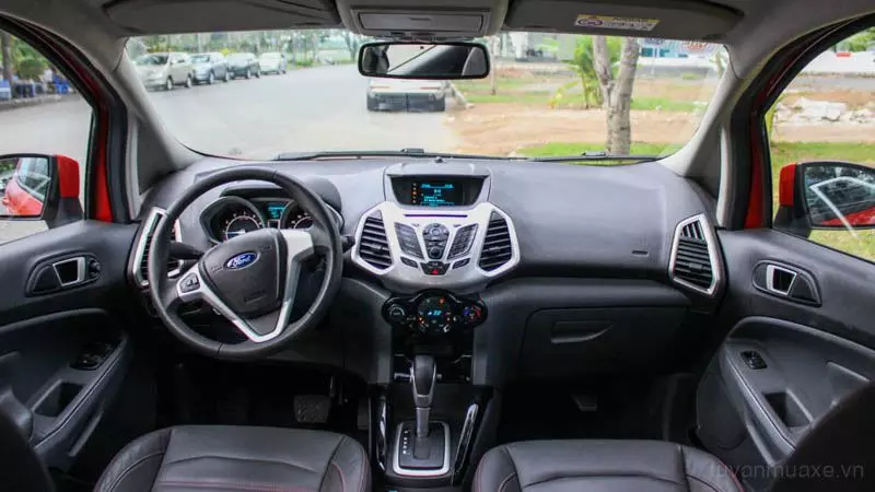 Ford EcoSport 2015 Interior