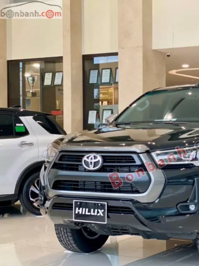   Toyota Hilux 2023 - Đánh bật đối thủ trong phân khúc bán tải
